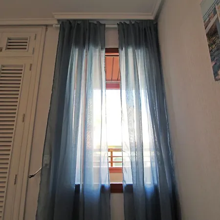 Апартаменты Castle Views. Terrace. Design Style. Ac. Wifi. Refurbished. Supercentric. *